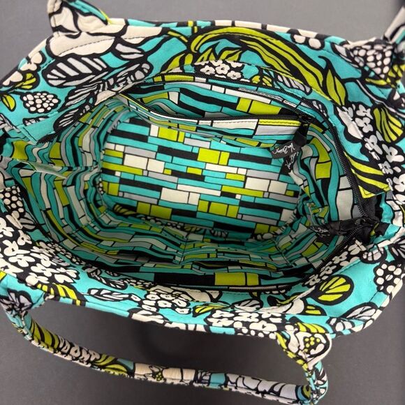Vera Bradley island blooms Floral Patterned bucket Tote Bag seafoam lime - Picture 6 of 8